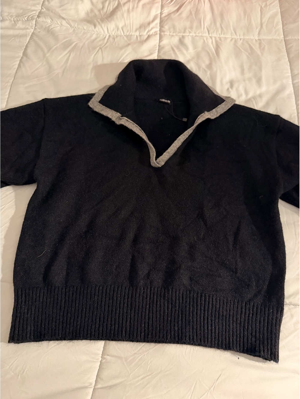 AOSPORTS Black Pullover Sweater with Gray Trim Size S